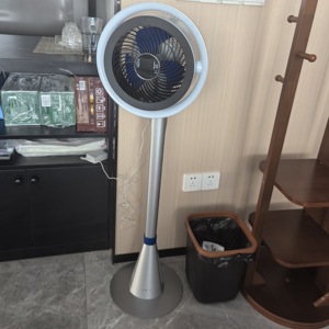 艾美特空气循环扇黄金环减震净化除菌落32档直流变频AIR11