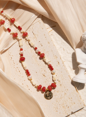 秋季原创法式奶白红色天然石珍珠人头钱币吊坠饰品串珠项链女ins
