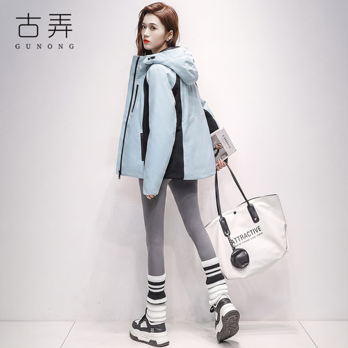 短款鹅绒拼接撞色羽绒服女2026冬季新款连帽小个子显高保暖外套潮