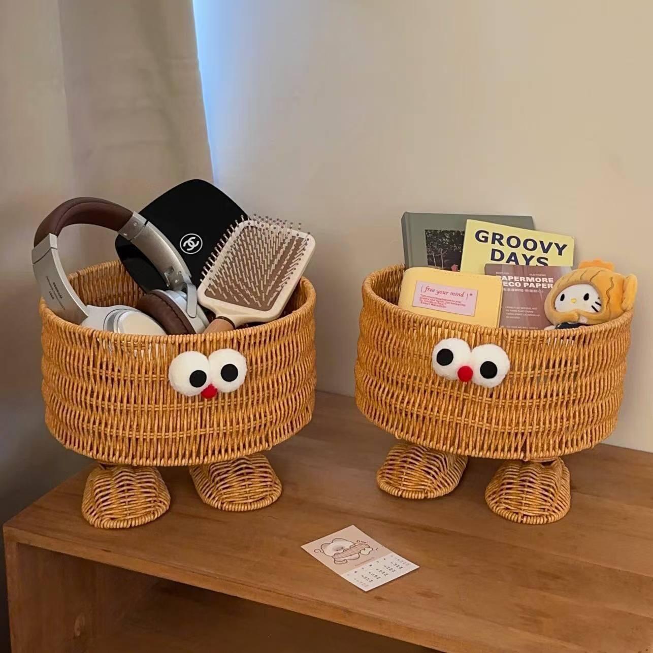 小黄人桌面收纳筐仿藤编收纳篮