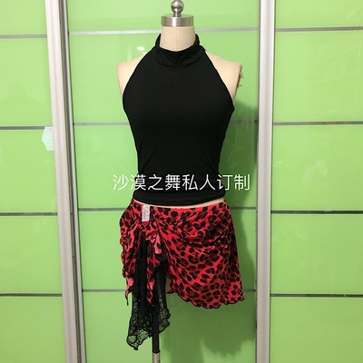 肚皮舞练功服红色豹纹小裙高领黑色上衣练习服定制沙漠之舞订制