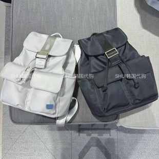 SHUI韩国直邮D26新款四季款休闲百搭女款小铁标双肩包SR122UBP11