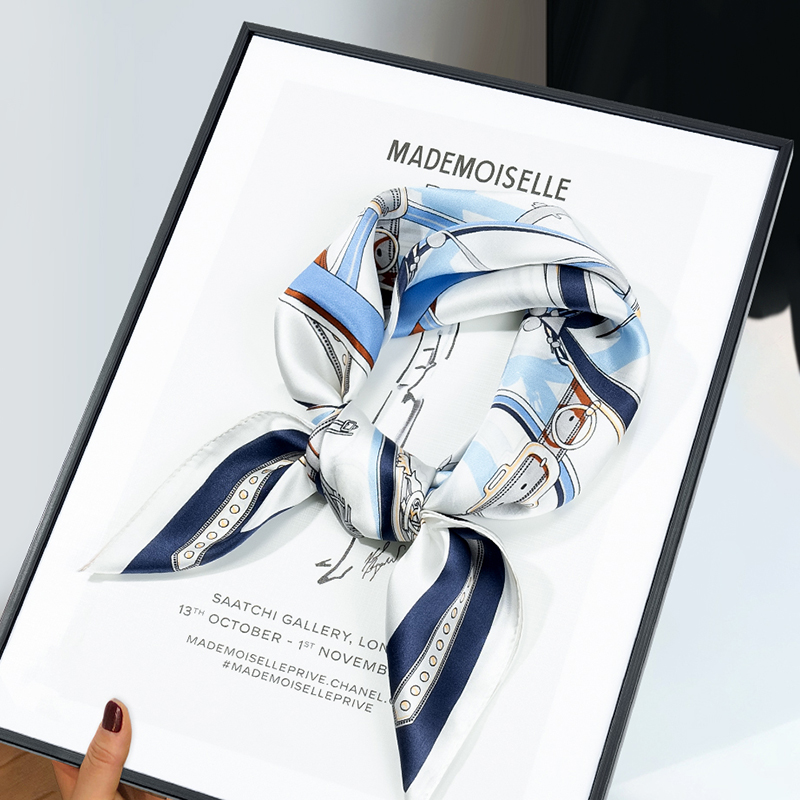 上海故事100%桑蚕丝真丝丝巾系脖高级感女简约时尚百搭印花小方巾