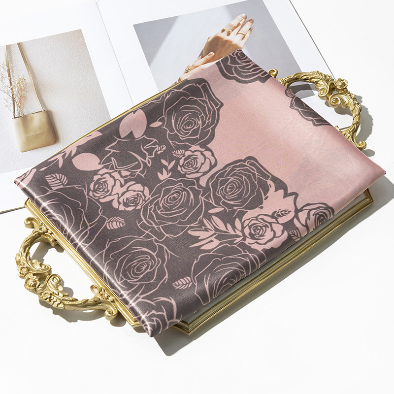 大方巾丝巾女2025新款百搭夏高级感系脖围巾搭配衬衫披肩