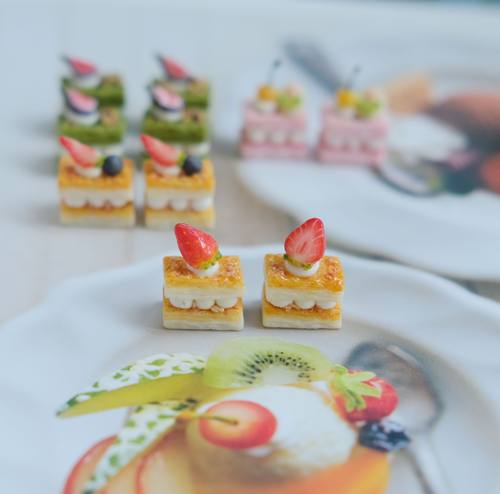 JE·QUINTA甜美少女风仿真千层酥