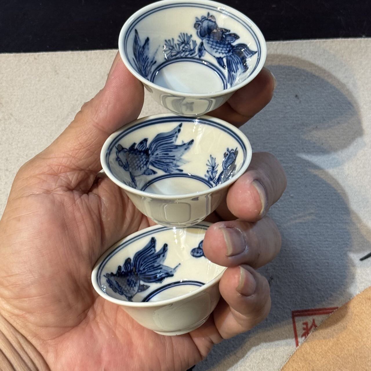 玩玉内绘金鱼原矿青花纯手绘斗签杯潮州枫溪龙窑潮汕功夫茶老茶杯
