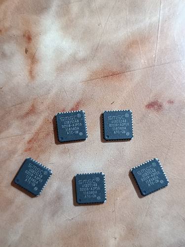 USB2514B-AEZC-TR  丝印USB2514B 封装 QFN-36 接口芯片全新原装