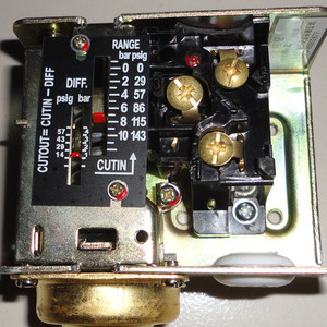 苏冠LYK-D(10)电锅炉配件1MP蒸汽发生器可调压力开关控制继电器