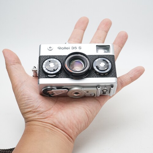 瑕疵：禄来35s Rollei 35S 银色小巧金属机械胶片旁轴相机禄莱135
