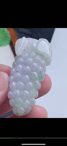 55.2-25.2-13.8mm,飘绿立体硕果累累吊坠，天然翡翠A货aaa6727七
