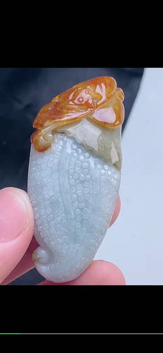 56.3-24.8-12.3mm饱满黄翡岁岁平安吊坠天然翡翠A货aaa68.2十三