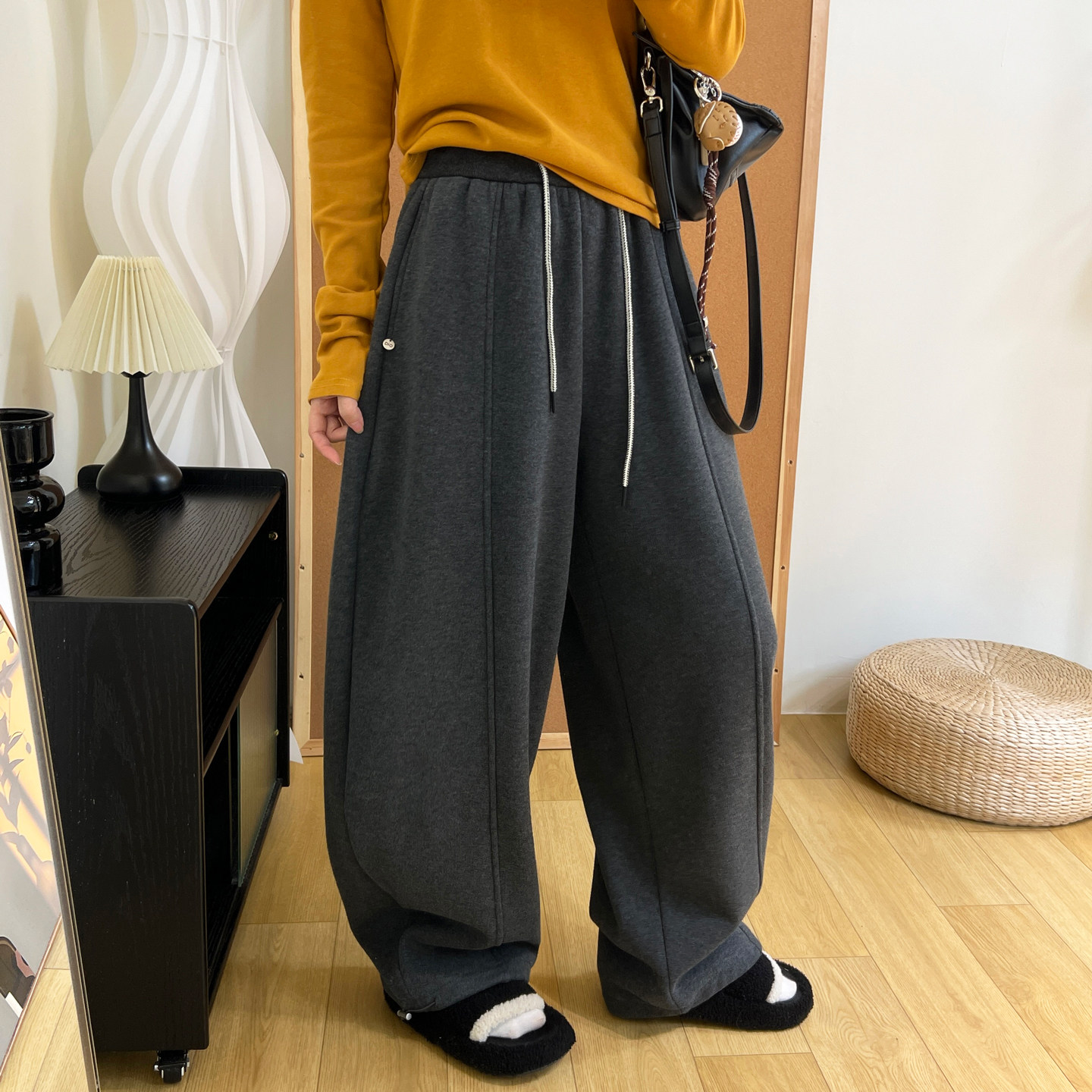 慵懒风加厚保暖奥粒绒弯刀卫裤冬季宽松阔腿束脚两穿拖地香蕉裤女,女装/女士精品,卫裤,淘宝优惠券,粉丝福利购,淘宝优惠卷