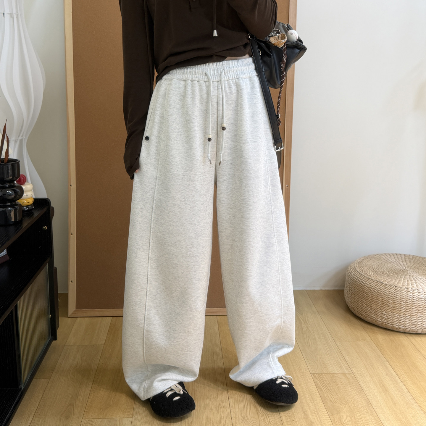 可收口阔腿束脚两穿弯刀卫裤2026春季简约百搭松紧腰显瘦香蕉裤女,女装/女士精品,卫裤,淘宝优惠券,粉丝福利购,淘宝优惠卷