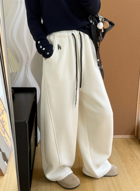 慵懒休闲加厚奥粒绒阔腿卫裤女冬季小羊刺绣松紧腰显瘦加绒弯刀裤