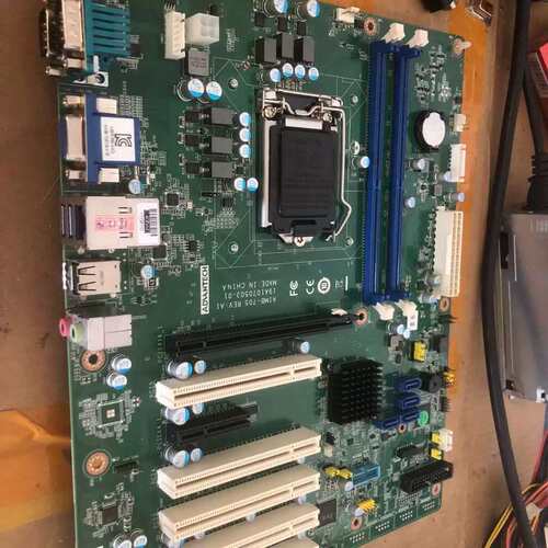 议价可维修六代主板，型号：AIMB-705VG，成色