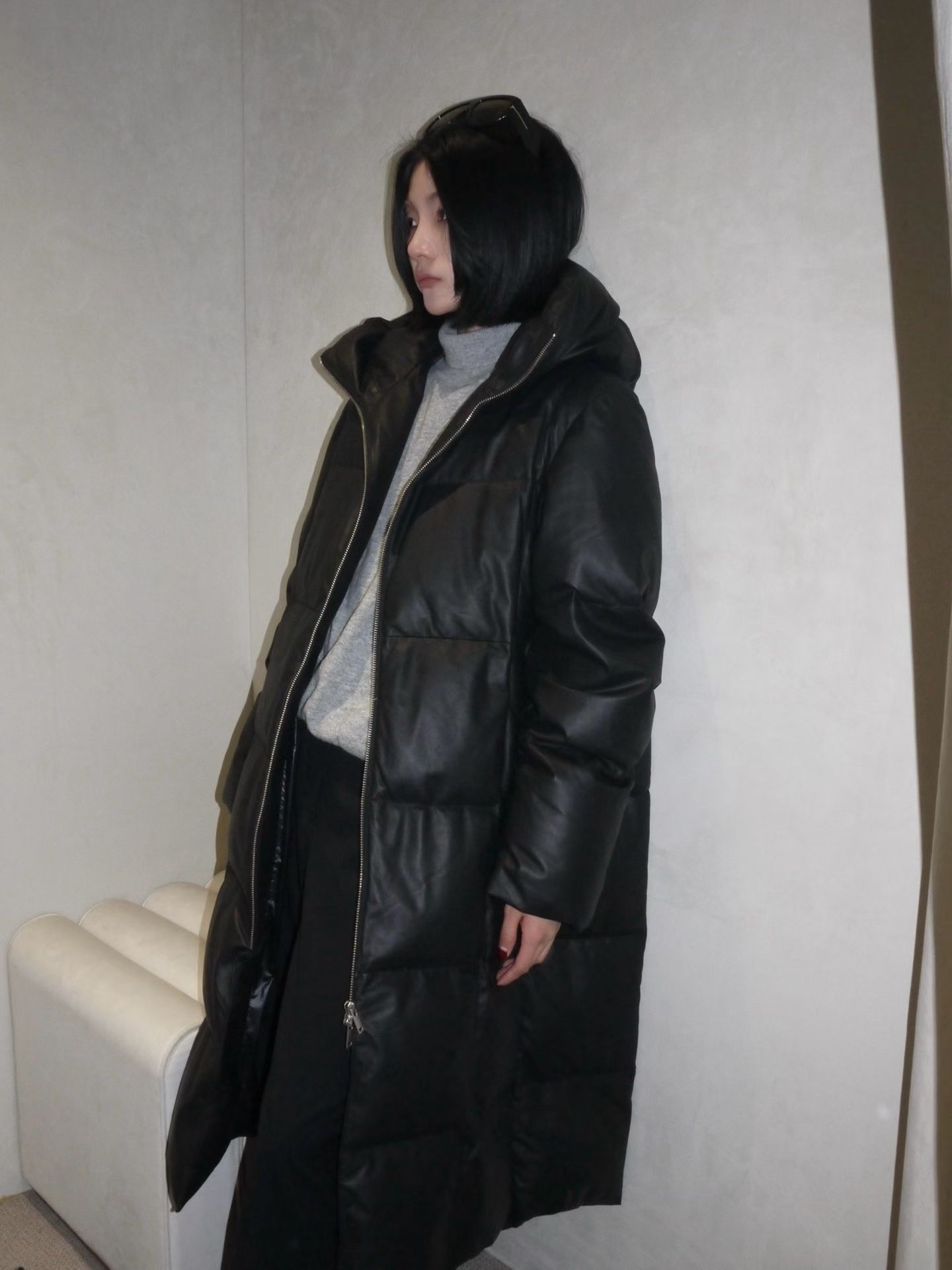 价格私询2025秋冬设计师品牌新款时尚百搭高级感皮羽绒服