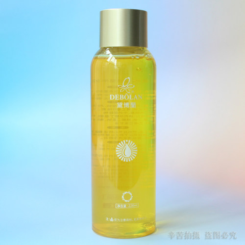 黛博兰牛奶洗面奶220ml专柜正品   有防伪 深层清洁温和洁面