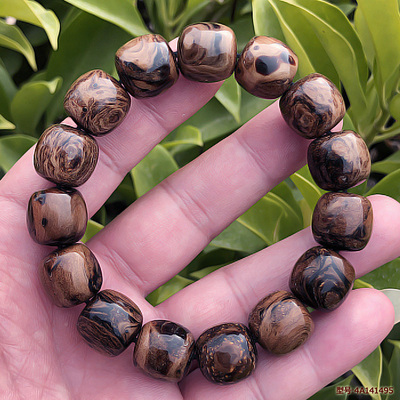 天然保真血柳海柳手串