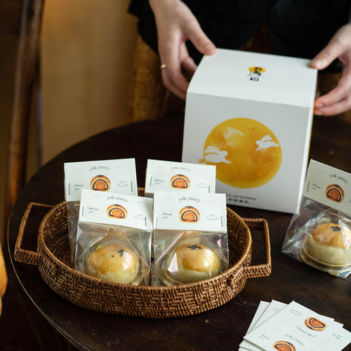 网红新款8粒蛋黄酥包装盒月饼盒
