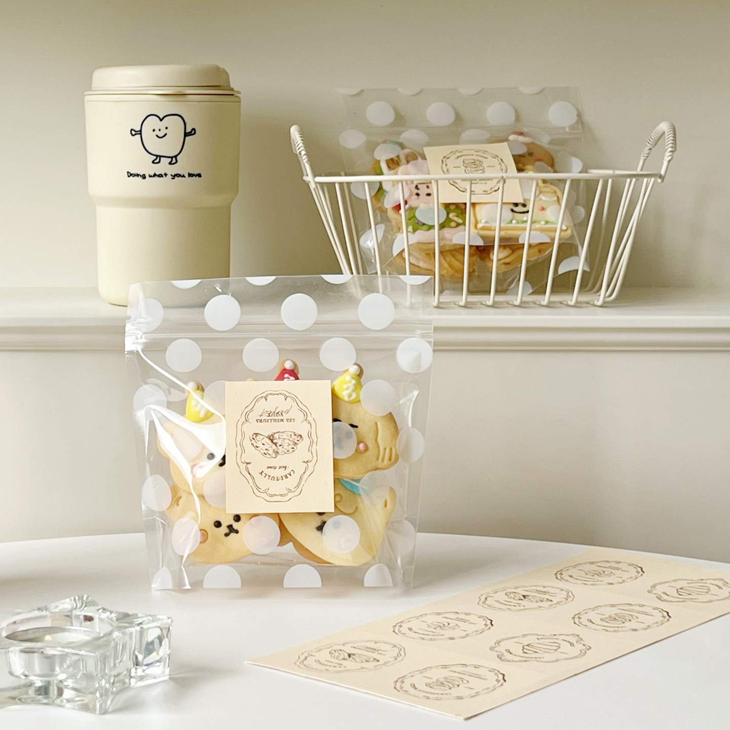 烘焙面包曲奇饼干贴纸牛角包手工甜点心不干胶定制logo手绘纸标签