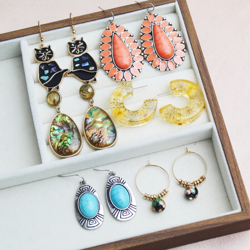 新款复古彩色树脂耳环女几何水滴形耳钉轻奢小众设计感耳饰