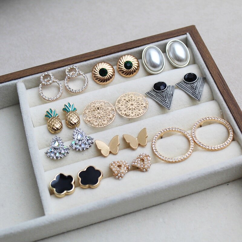 日韩风格新款简约大气日常款镶水钻耳钉几何体蝴蝶时尚耳环耳饰11