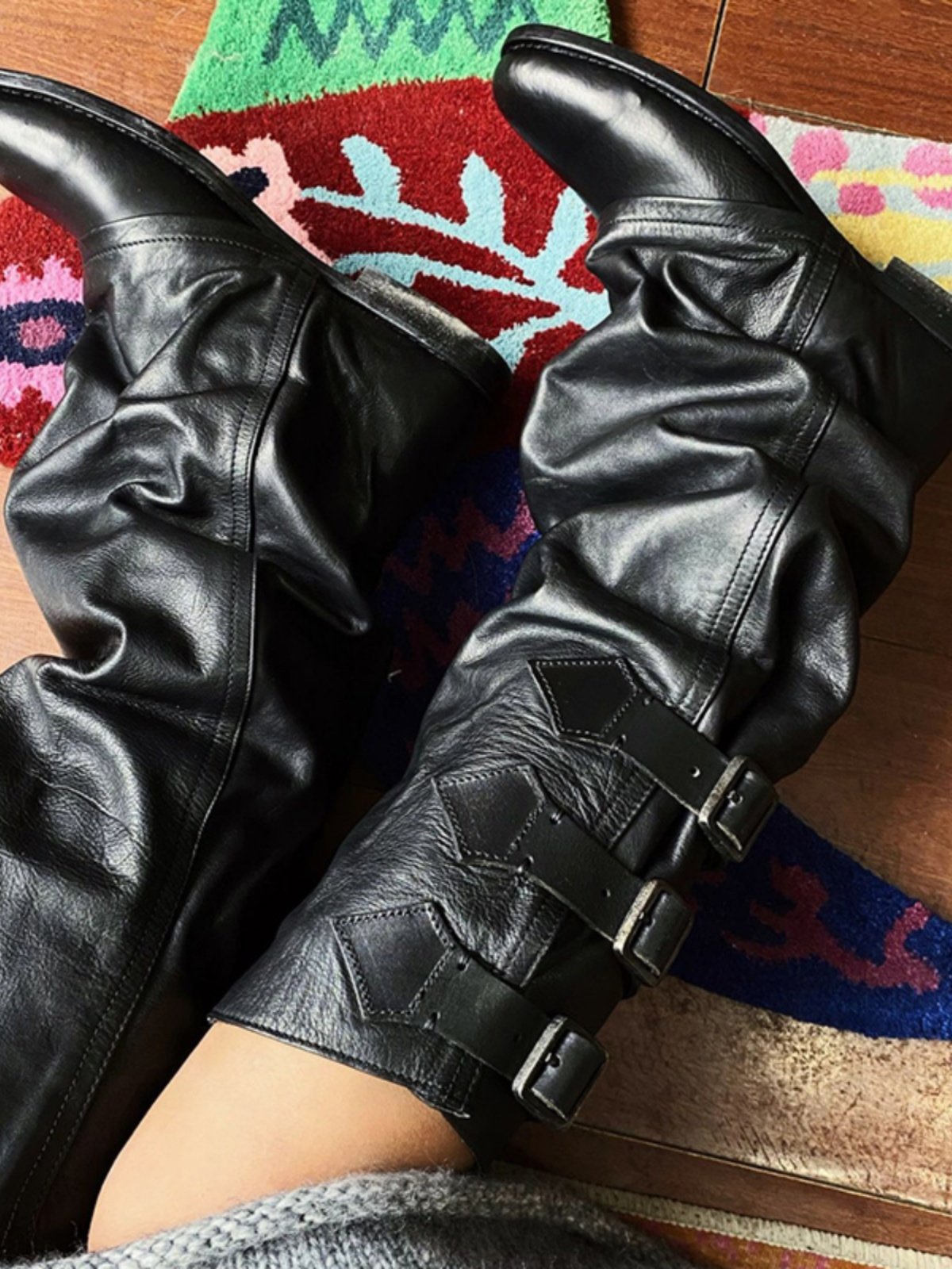 파일 부츠 여성 벨트 버클 주름 루즈 부츠 무릎 이상 검정 두꺼운 뒤꿈치 황무지 복고풍 긴 바지 부츠