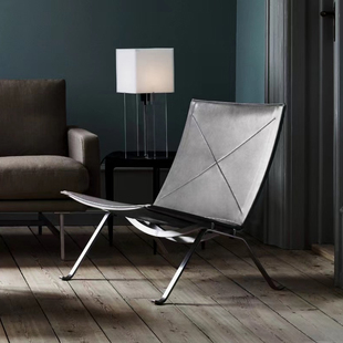 PK22设计师客厅单人皮质休闲椅中古家具创意不锈钢阳台躺椅会客椅