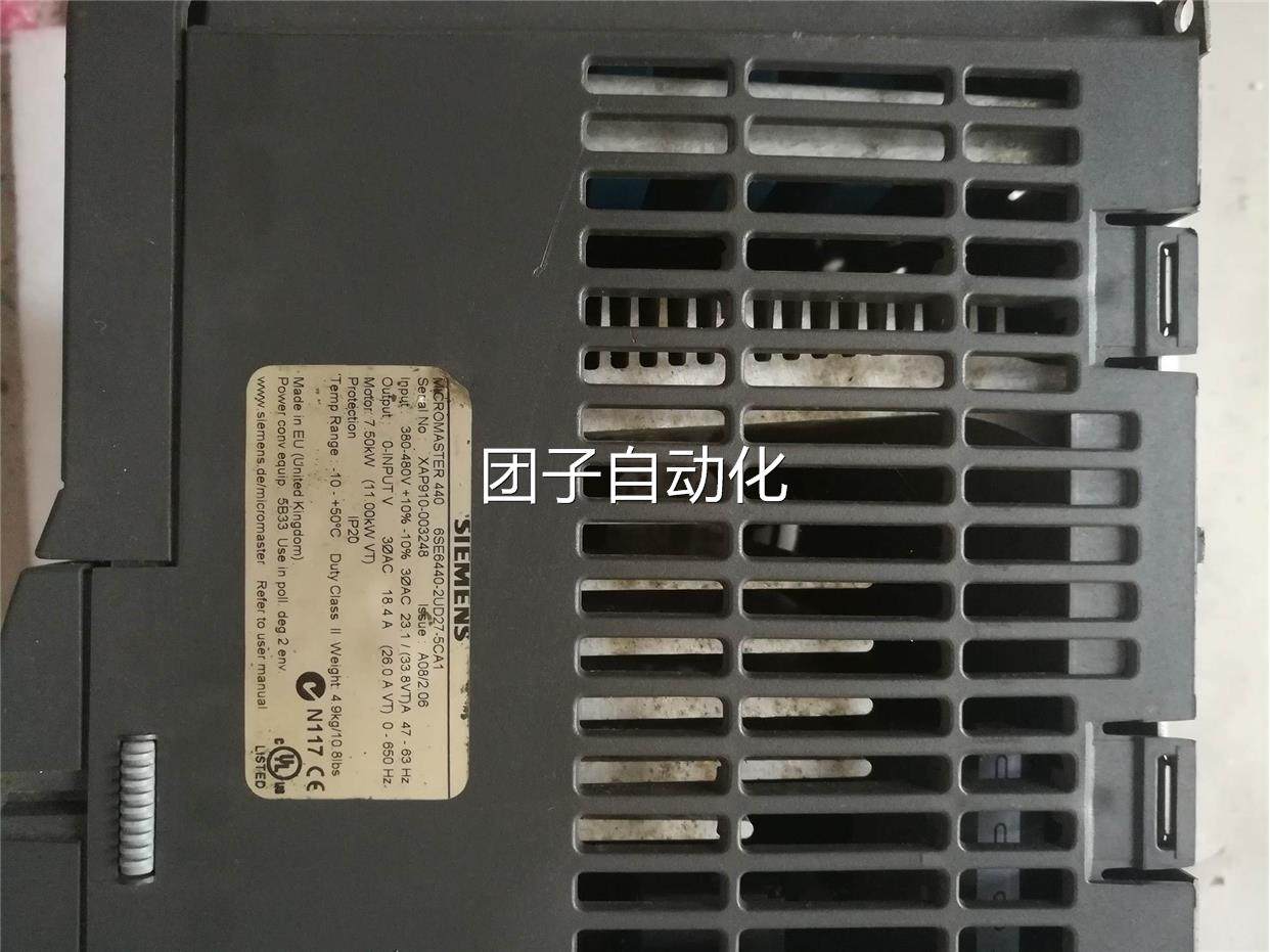 a西门子变频器6SE6440-2UD27-5CA1 7.5KW 380V实物图询价