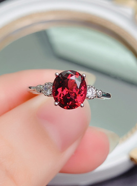 纯银镶嵌天然石榴石戒指