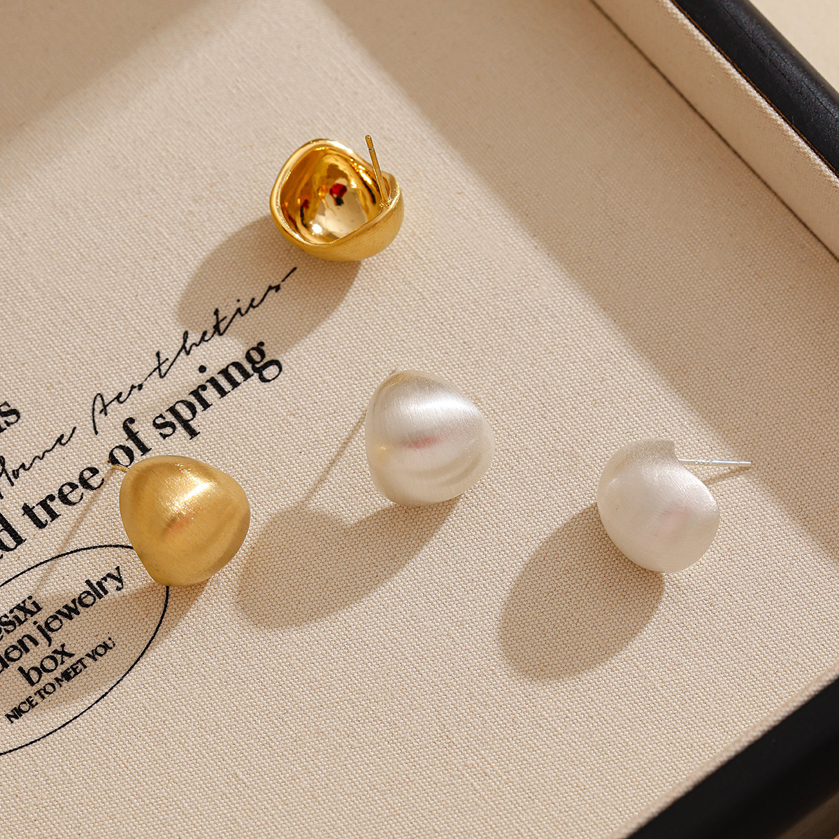 银针金色磨砂拉丝豆豆耳钉轻奢高级感气质大气水滴耳环金属耳饰女