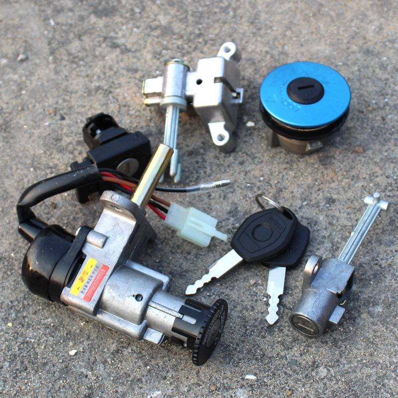 摩托车凌鹰125 ZY125套锁电门锁老款凌鹰125油箱盖锁全车锁