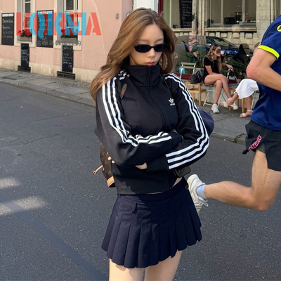 阿迪达斯Adidas三叶草女黑复古针织运动休闲夹克外套IY7278金泰妍