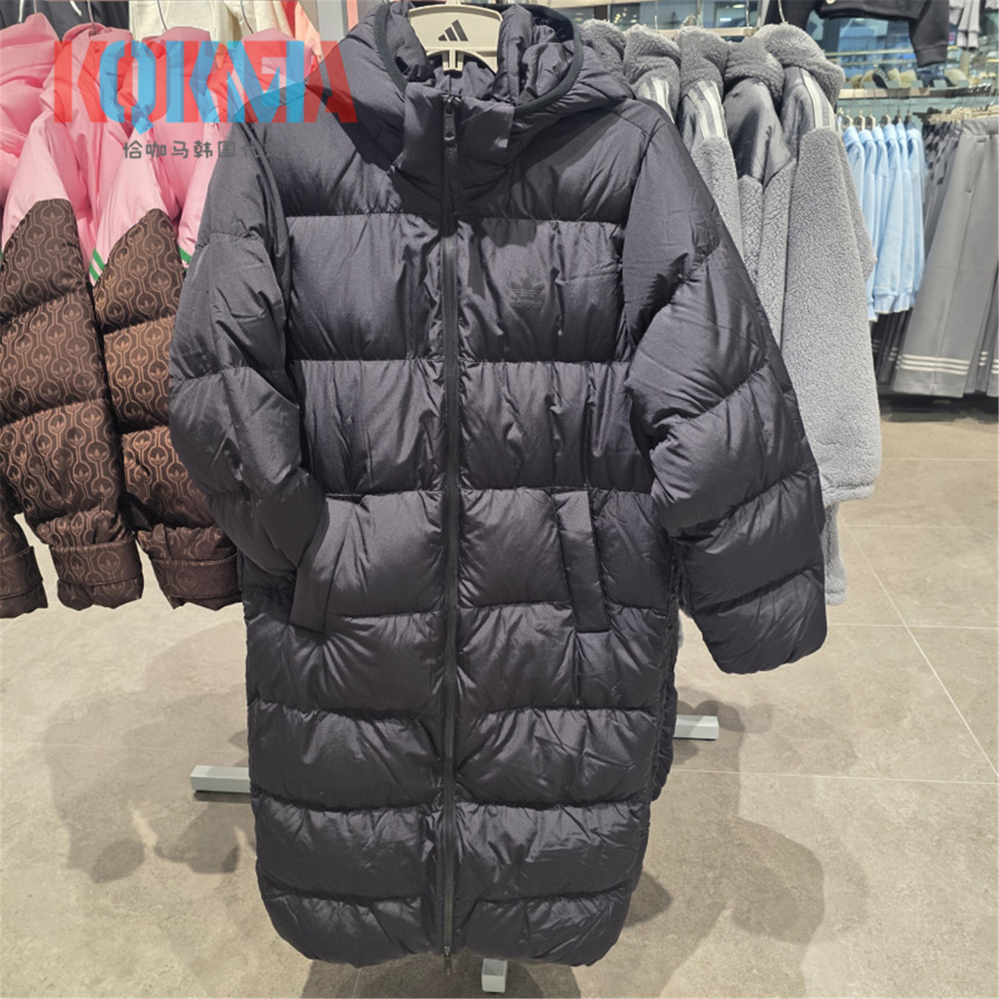 阿迪达斯三叶草女子长款羽绒服
