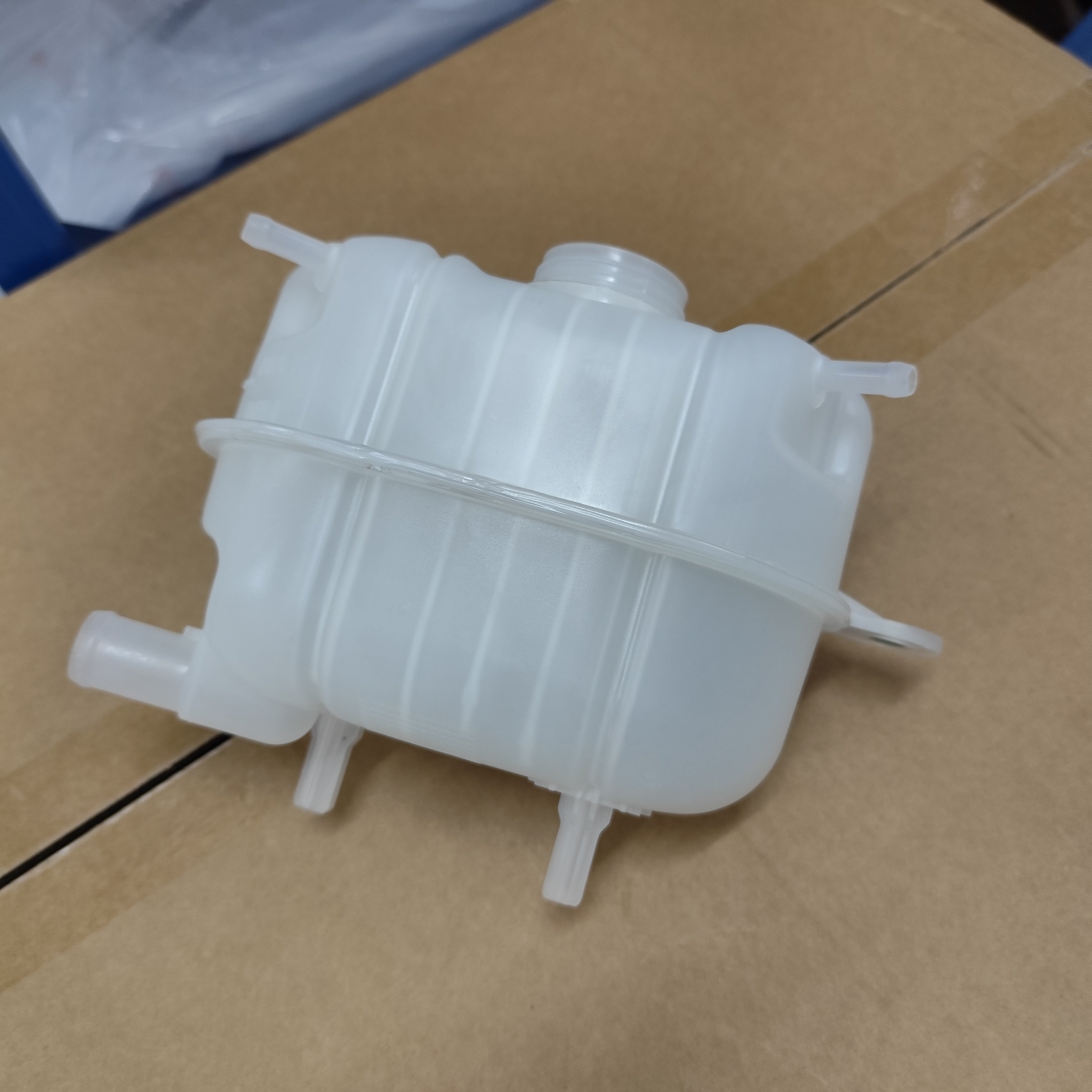 传祺GS4/GS5/GS8/GS7/GA3/GA4/影酷膨胀壶防冻液壶储水壶副水箱