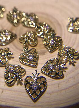 日式美甲材料日系同款 镂空爱心锆石饰品 高保色美甲饰品9x11mm