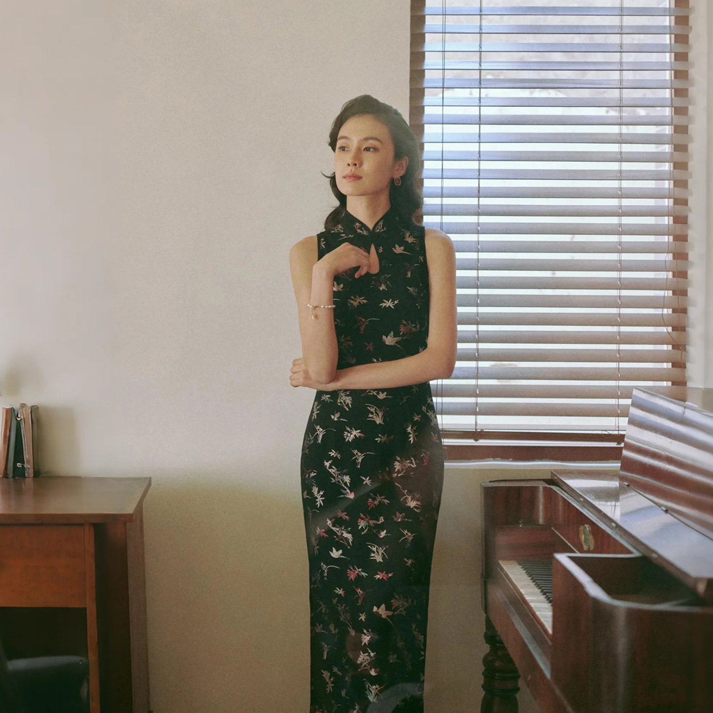 茉茉初秋新品 无袖水滴领有省后拉链包边复古日常人丝棉旗袍 翡丽