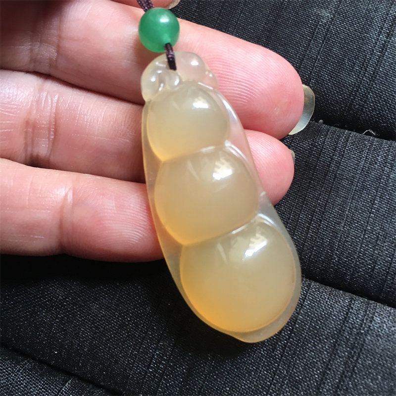 缅甸天然水沫玉四季豆吊坠石英岩玉黄色豆角包挂饰品保真