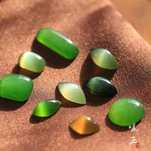 和田玉俄料老坑碧玉猫眼蛋面裸石散珠代工镶嵌18k金戒指吊坠项链