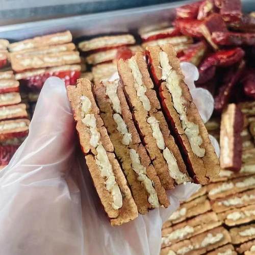 枣仁派大红枣核桃仁小零食