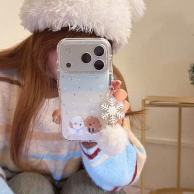 雪地梅吉贴贴小狗适用苹果17手机壳iphone16promax透明可爱15新款卡通14女款13防摔手链软套