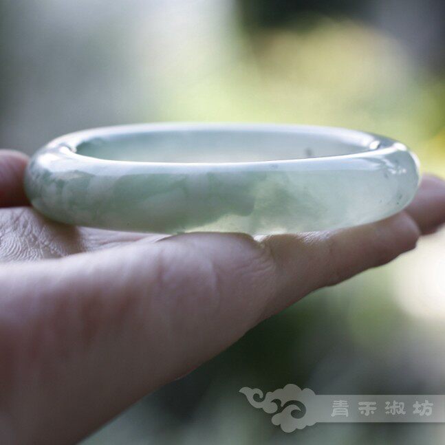 『青禾淑坊』天然绿色系岫玉手镯 {闻敲棋子落灯花} 古典玉镯54MM