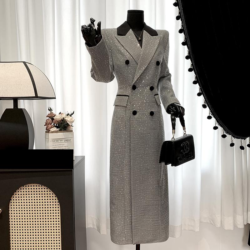 2025职场赫本风中长款风衣