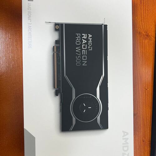 请议价-全新未拆封！AMD Radeon PRO W7500 8GB
