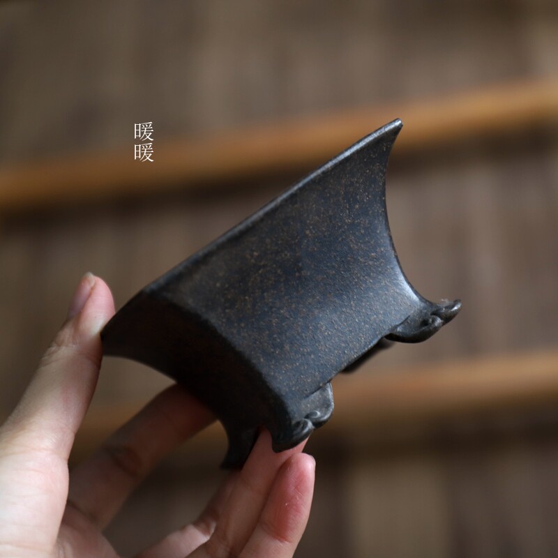 『撇脚敞口正方』古铜泥/古红泥 中国宜兴  紫砂小花盆