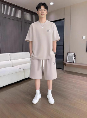 男士休闲套装夏季宽松透气短袖t恤韩版时尚潮流男装运动一套搭配