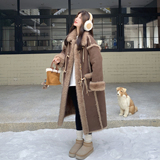 【新款】牛角扣长款皮毛一体外套2590-P285-K428，女装派克服，柏妮丝绮