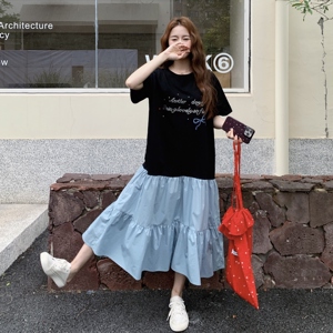独特漂亮简单大方T恤连衣裙女夏2025新款超好看松弛感鱼尾长裙子图片