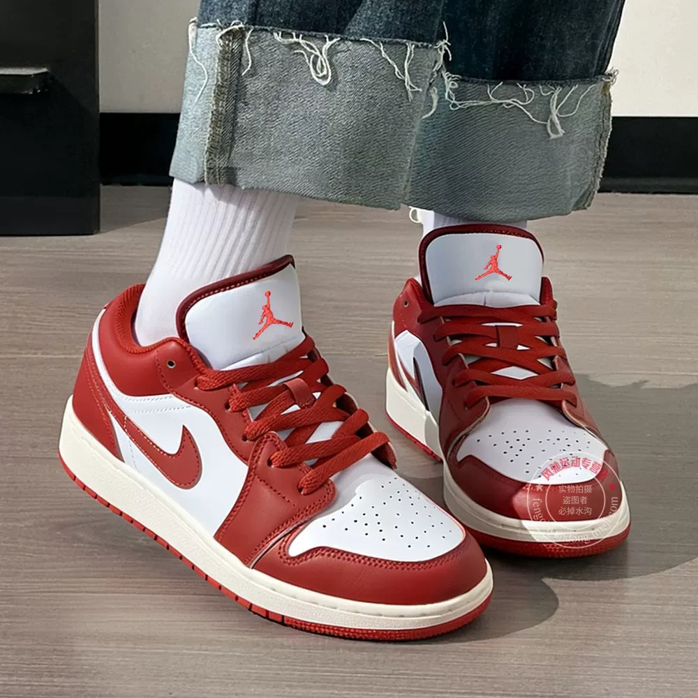 NIKE耐克女鞋冬季新款AJ1休闲鞋本命年红色运动鞋板鞋FJ3465-160
