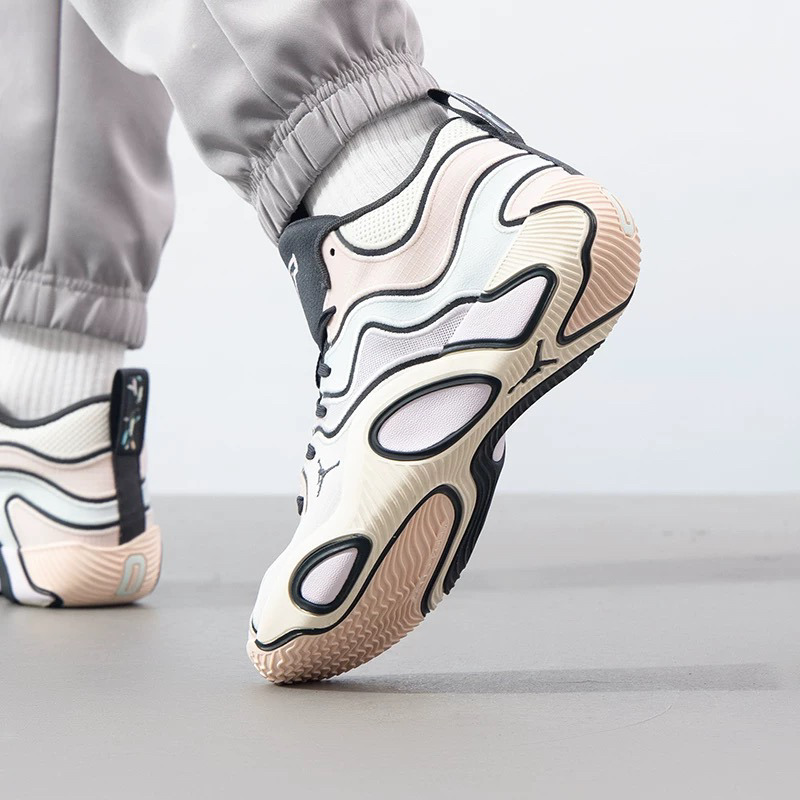 Nike耐克男鞋时尚潮流运动鞋休闲比赛训练篮球鞋FZ6601-008